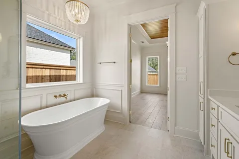 $682,500 | 4221 Cypress Point Drive, Covington, LA 70433