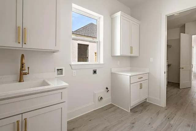 $682,500 | 4221 Cypress Point Drive, Covington, LA 70433