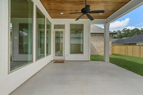 $682,500 | 4221 Cypress Point Drive, Covington, LA 70433