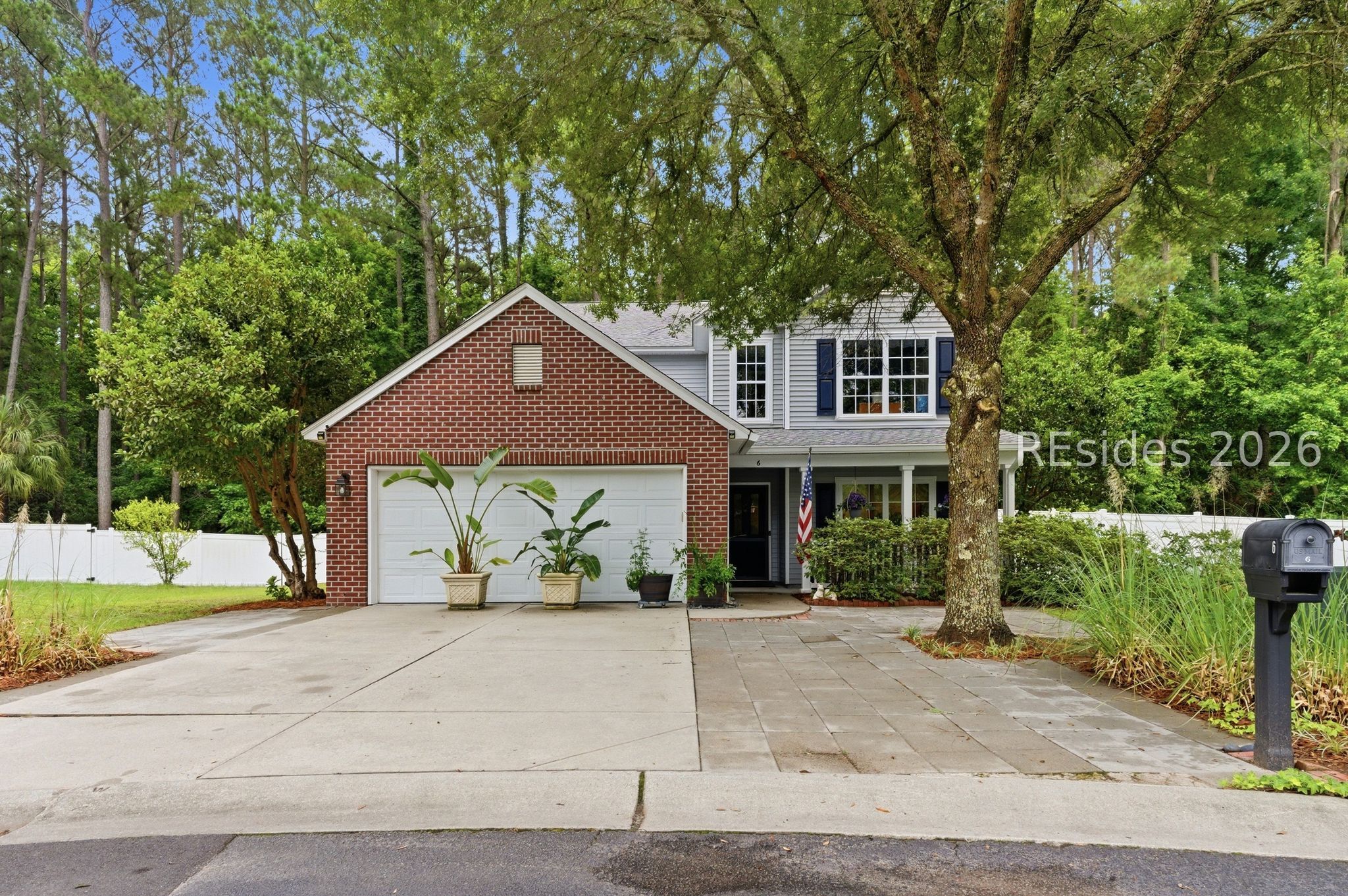 6 Hemlock Court Bluffton, SC 29910 - Photo 1 of 45 Located on quite cul-de-sac.