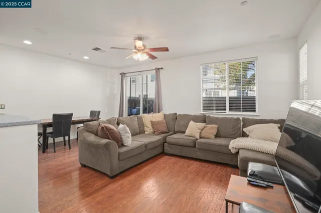 $510,000 | 1347 Eisenhower Way, Brentwood, CA 94513