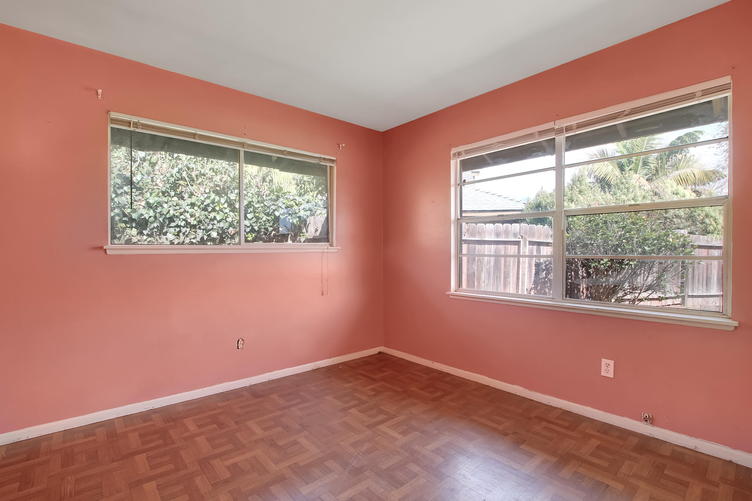 4773 Sterling Way Carpinteria, CA 93013 - Photo 11 of 16 026