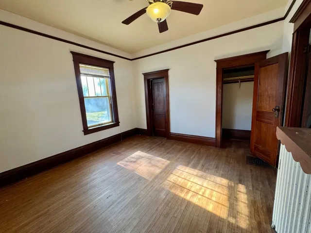 $234,900 | 1304 7th Avenue, Worthington, MN 56187