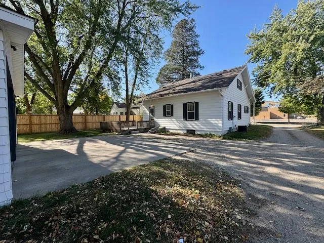 $234,900 | 1304 7th Avenue, Worthington, MN 56187