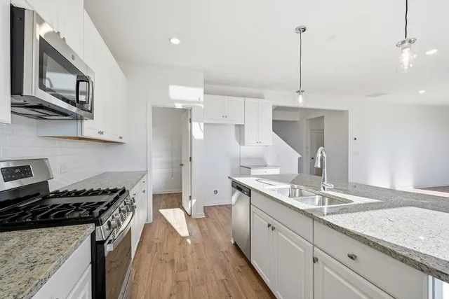 $419,990 | 4050 Alderstone Drive, Flowery Branch, GA 30542