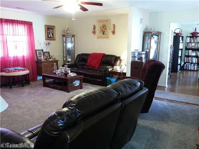 229 Towe Road Pilot Mountain, NC 27041 - Photo 7 of 18 Living Room.