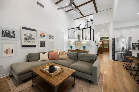 $995,000 | 6022 Prospect Avenue, Dallas, TX 75206