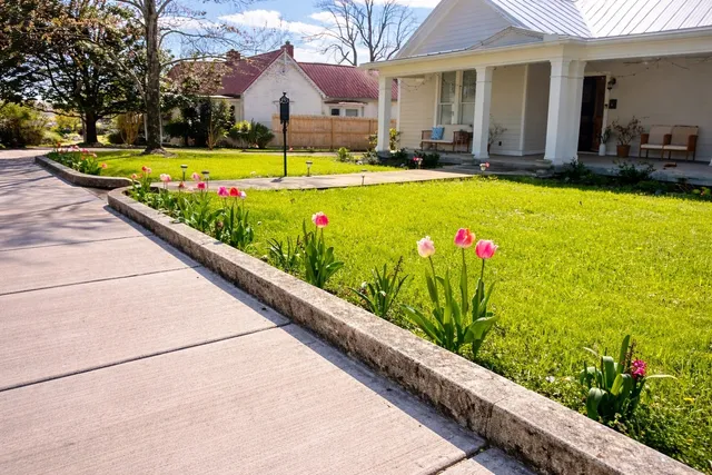 $2,500 | 226 South Sam Davis Avenue, Pulaski, TN 38478