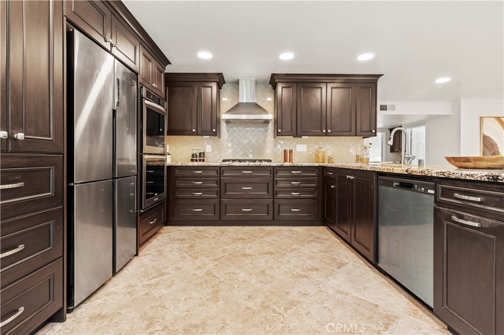 15 Blue Ridge Irvine, CA 92620 - Photo 14 of 42