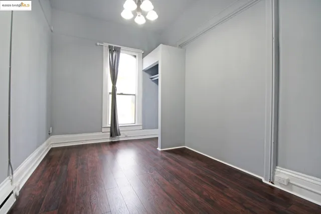 $1,250,000 | 1502 8th Street, Oakland, CA 94607