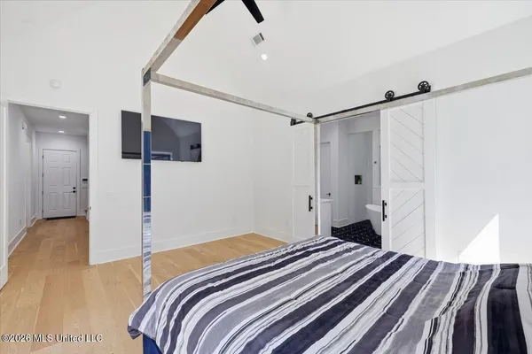 $721,900 | 9343 Highway 25, Lena, MS 39094