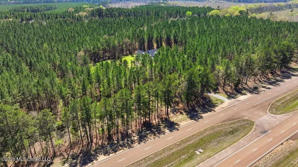 $721,900 | 9343 Highway 25, Lena, MS 39094