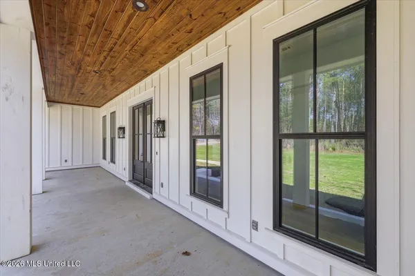 $721,900 | 9343 Highway 25, Lena, MS 39094