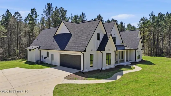 $721,900 | 9343 Highway 25, Lena, MS 39094