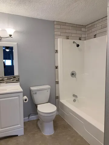 $1,450 | 710 12th Street, Shallowater, TX 79363