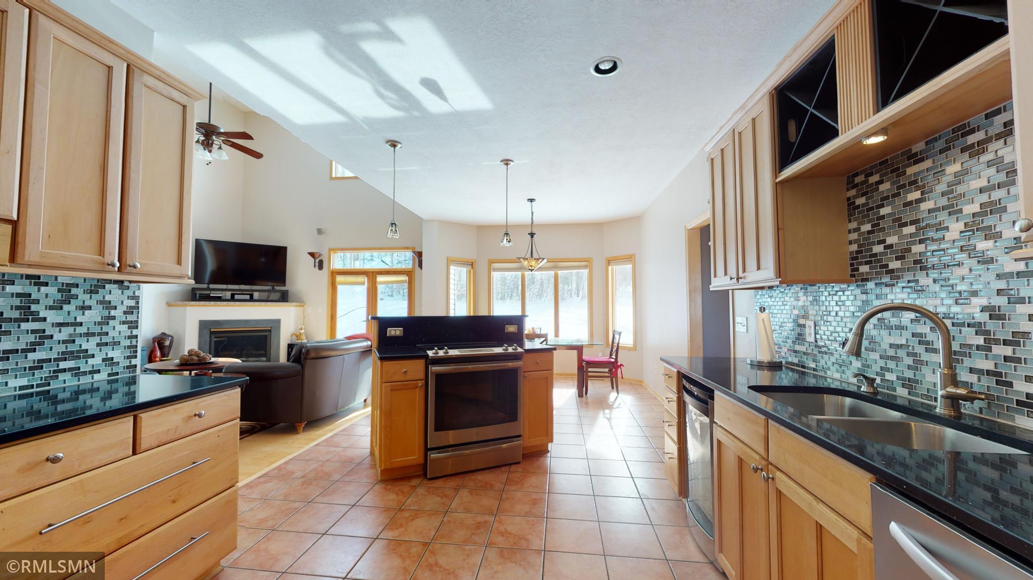 2408 Virginia Lane Southwest Rochester, MN 55902 - Photo 9 of 33