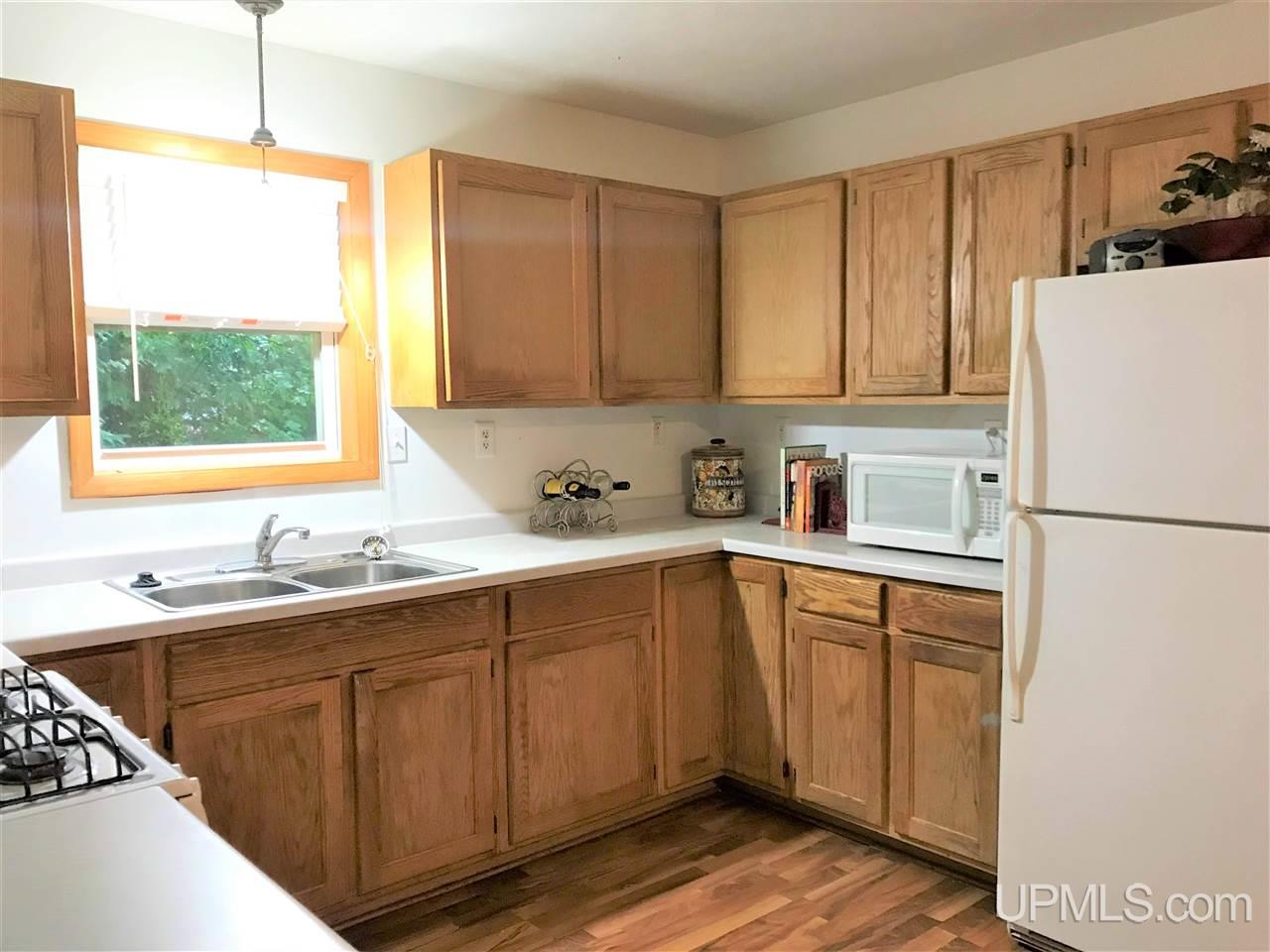 1150 Joliet Road Marquette, MI 49855 - Photo 13 of 29