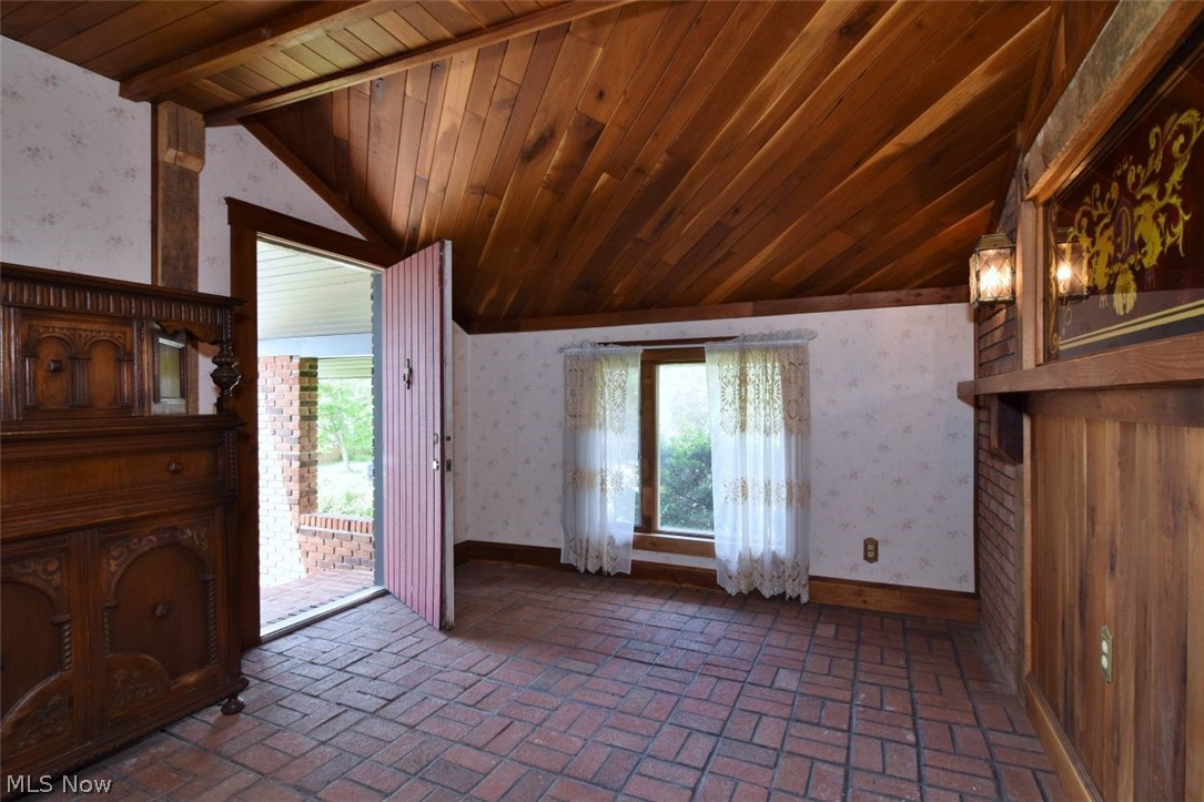 7251 Ryan Road Medina, OH 44256 - Photo 2 of 47