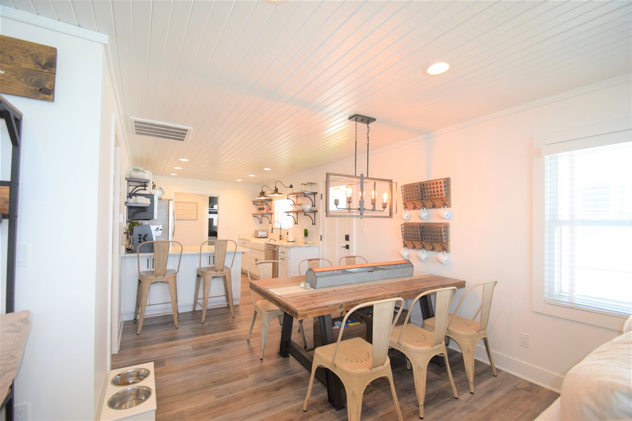 9078 East Hatchery Road Syracuse, IN 46567 - Photo 11 of 34 Gallery Image 11