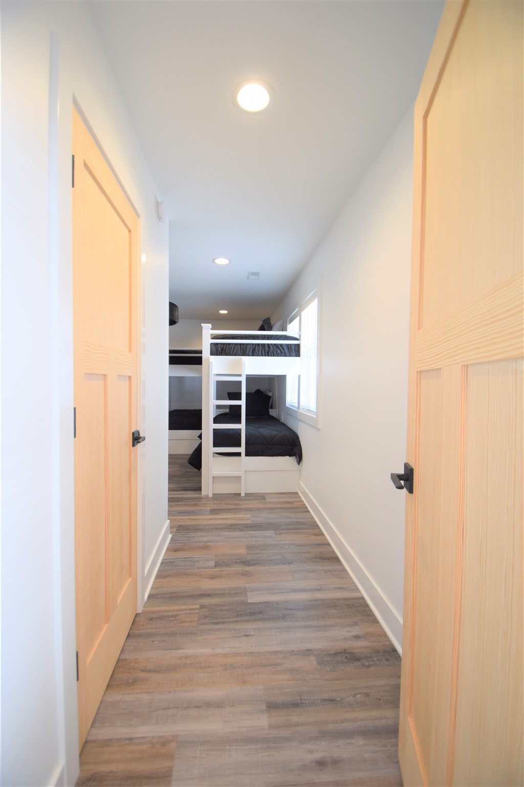 9078 East Hatchery Road Syracuse, IN 46567 - Photo 26 of 34 Gallery Image 26