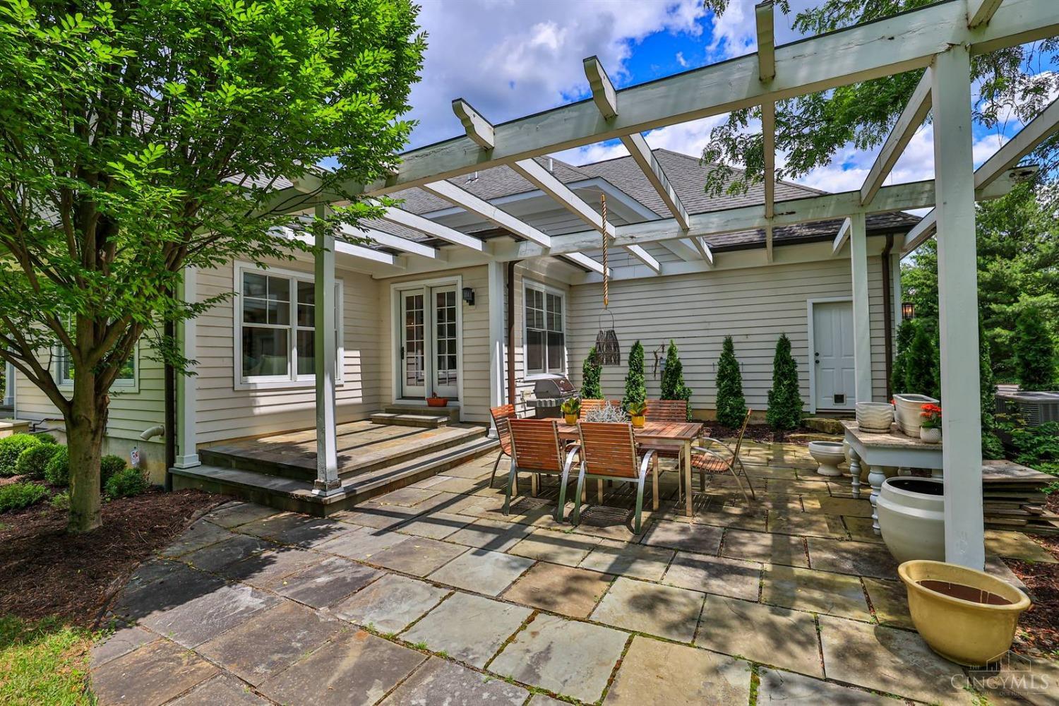 6155 Shadyglen Road Cincinnati, OH 45243 - Photo 56 of 79 Gallery Image 56