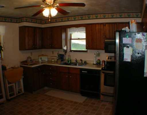 59 Valleyview Road Scenery Hill, PA 15360 - Photo 4 of 5 Kitchen.