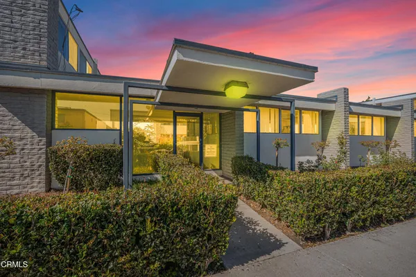 $450,000 | 1331 Edgewood Way, Oxnard, CA 93030