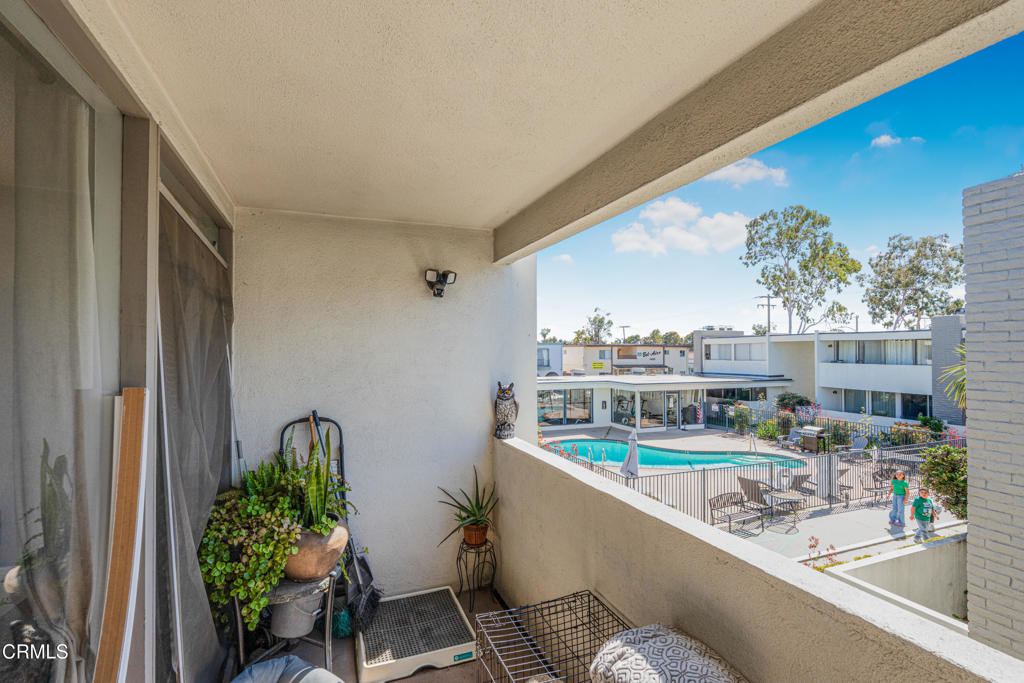 1331 Edgewood Way Oxnard, CA 93030 - Photo 19 of 40 21-DSC04605