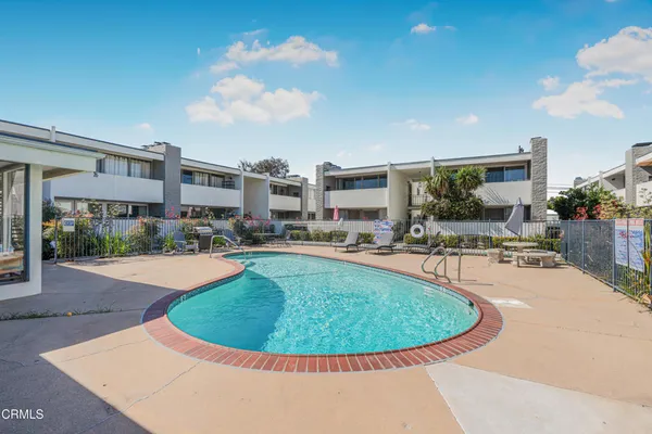 $450,000 | 1331 Edgewood Way, Oxnard, CA 93030