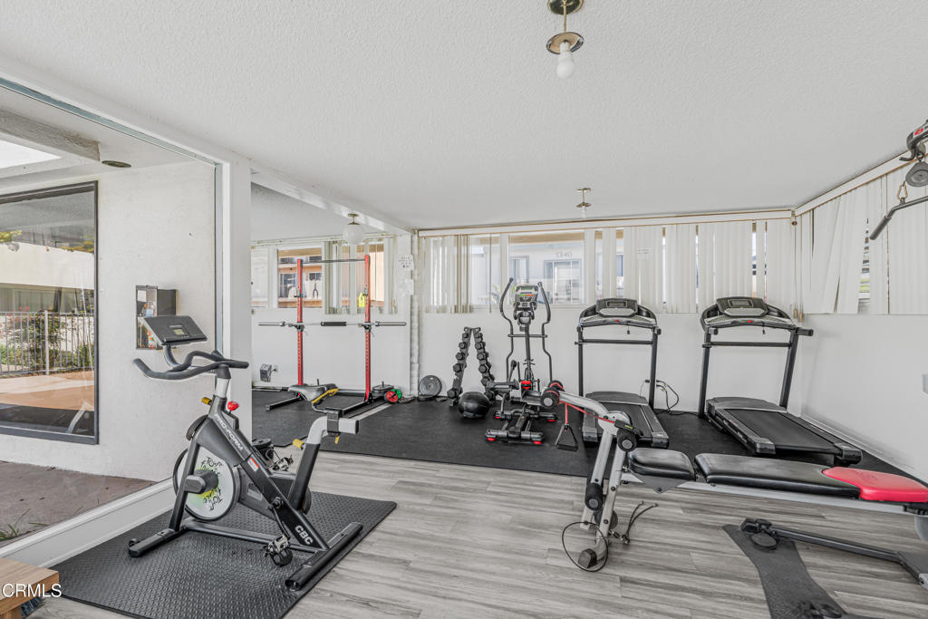 1331 Edgewood Way Oxnard, CA 93030 - Photo 34 of 40 39-DSC04835
