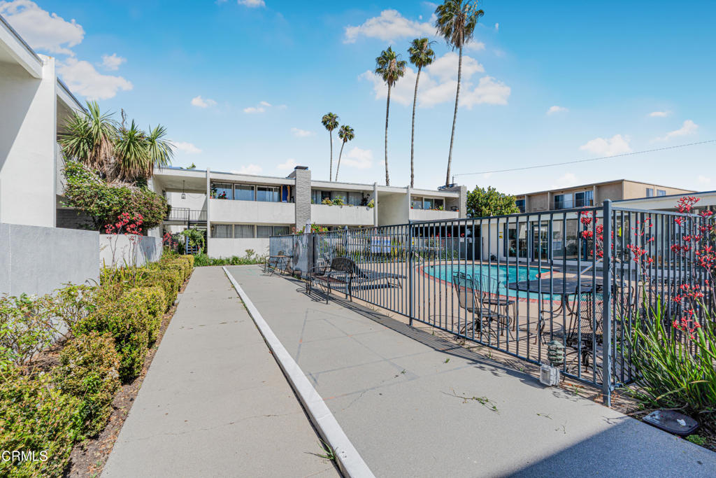 1331 Edgewood Way Oxnard, CA 93030 - Photo 37 of 40 45-DSC04915