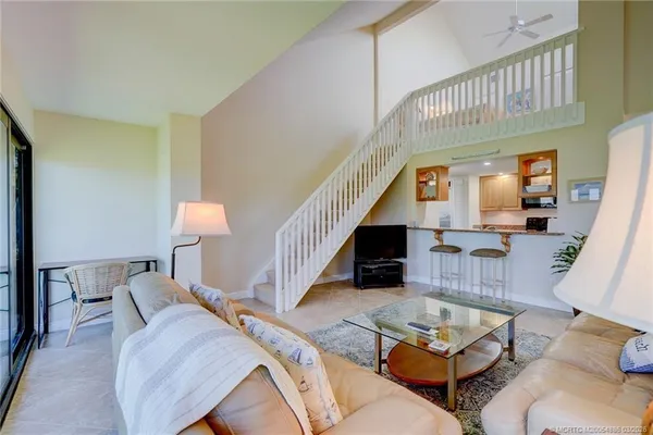 $8,000 | 271 Northeast Edgewater Drive, Unit 271, Jensen Beach, FL 34957