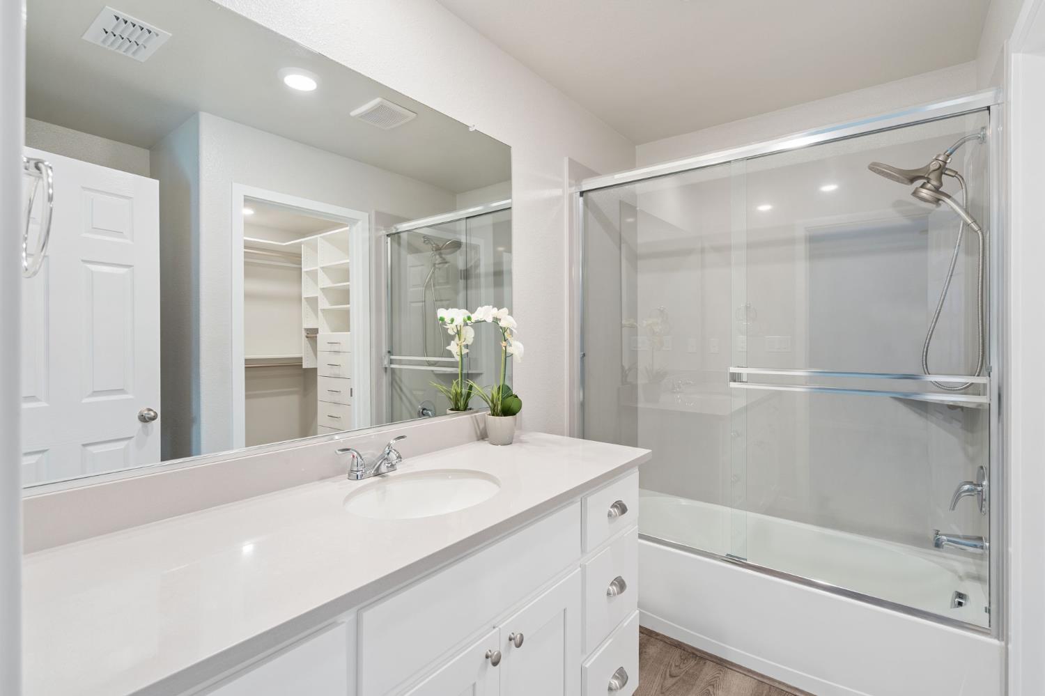 5145 Chelsea Creek Road Roseville, CA 95747 - Photo 14 of 28