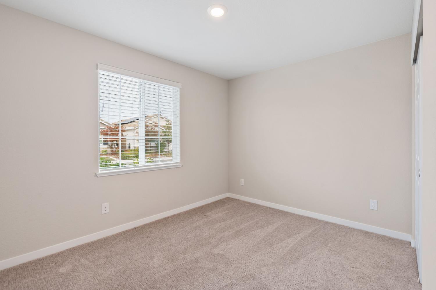 5145 Chelsea Creek Road Roseville, CA 95747 - Photo 16 of 28