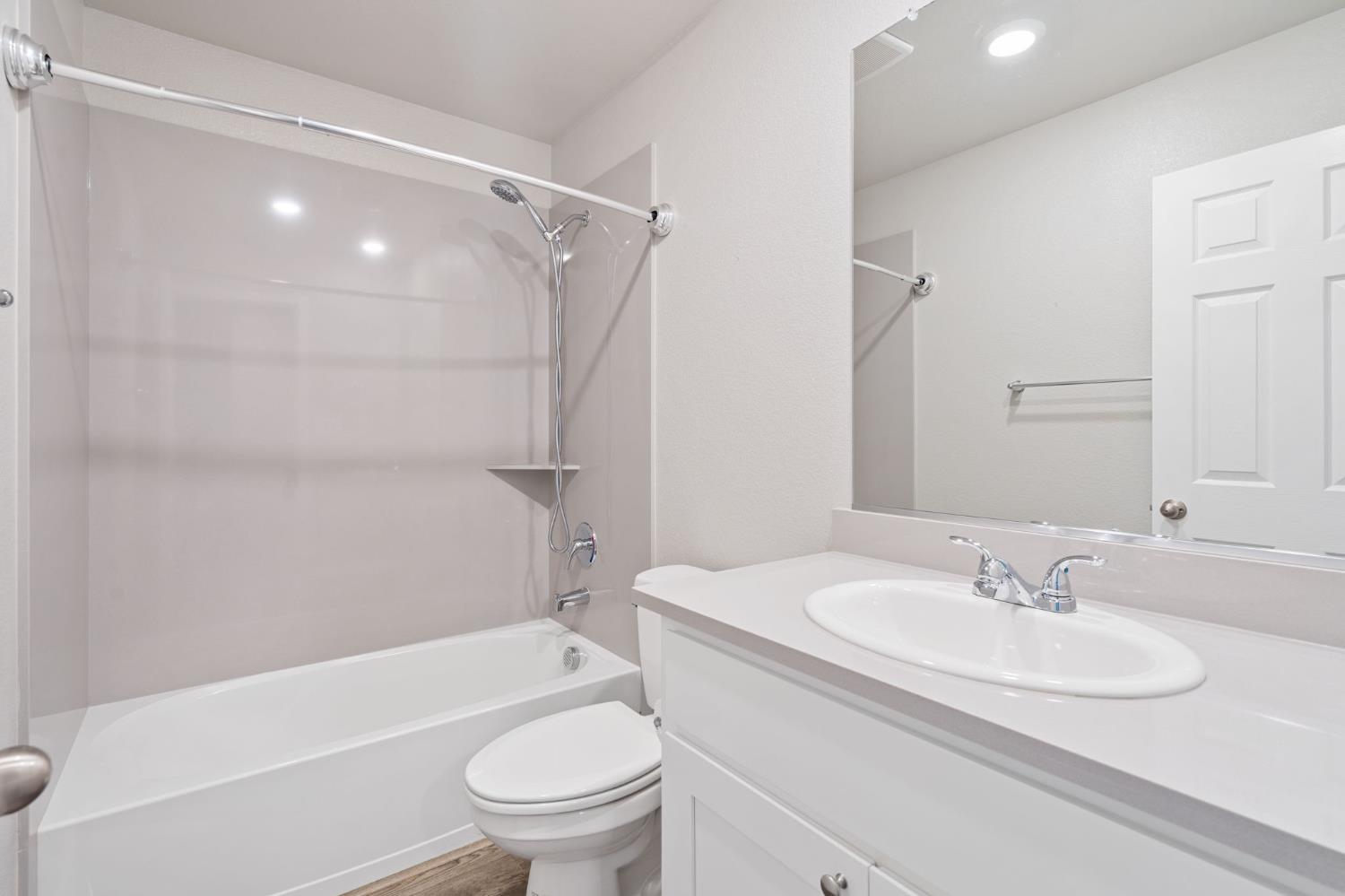 5145 Chelsea Creek Road Roseville, CA 95747 - Photo 18 of 28