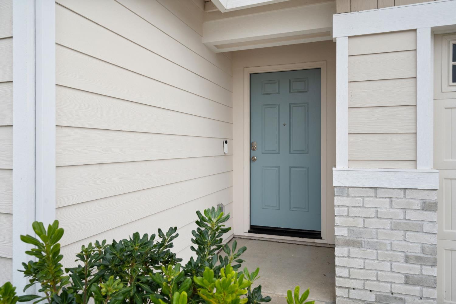 5145 Chelsea Creek Road Roseville, CA 95747 - Photo 3 of 28