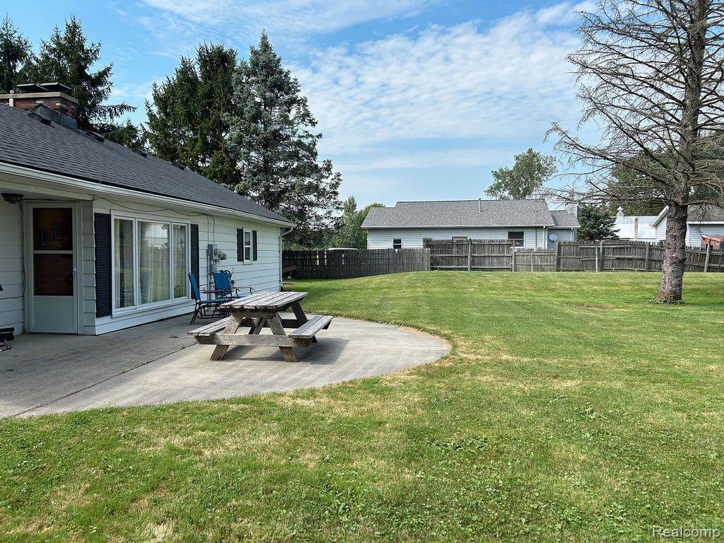 821 Wadhams Road St. Clair, MI 48079 - Photo 4 of 20 Gallery Image 4