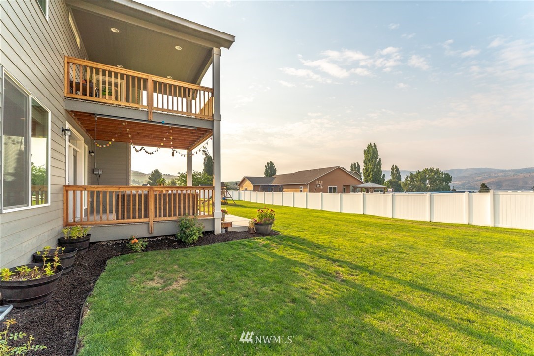 141 Summer Breeze Road Manson, WA 98831 - Photo 5 of 40 Gallery Image 5