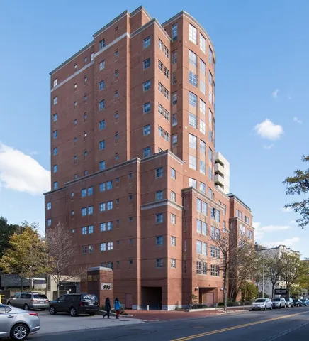 $2,900 | 931 Massachusetts Avenue, Unit 405, Cambridge, MA 02139
