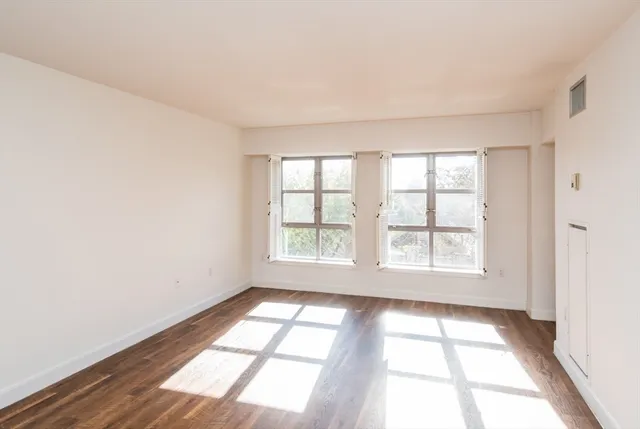 $2,900 | 931 Massachusetts Avenue, Unit 405, Cambridge, MA 02139