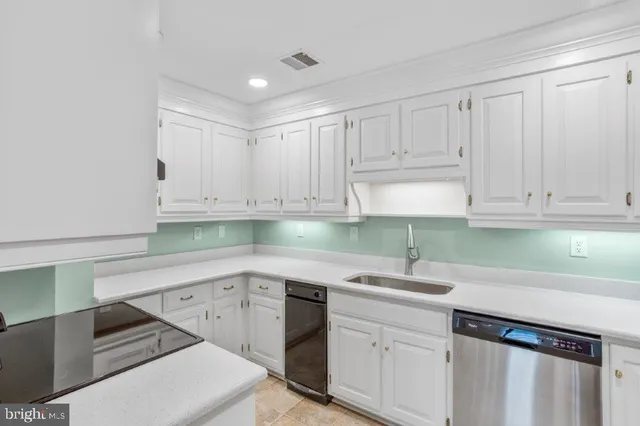 $2,600 | 117 East Dover Street, Unit 208, Easton, MD 21601