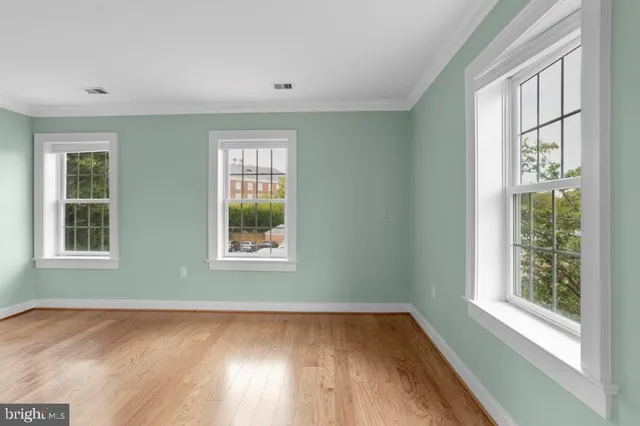 $2,600 | 117 East Dover Street, Unit 208, Easton, MD 21601