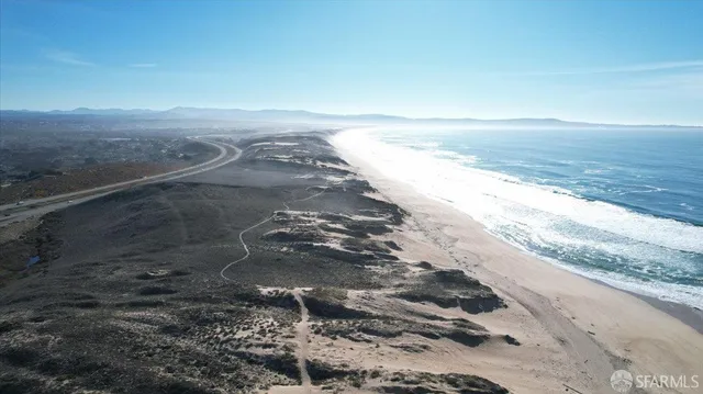 $895,000 | 19102 Fallingwater Lane, Marina, CA 93933