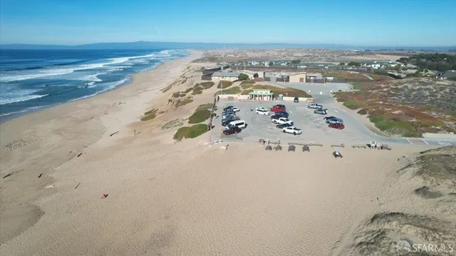 $895,000 | 19102 Fallingwater Lane, Marina, CA 93933