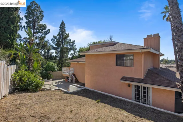 $1,100,000 | 18936 1/2 East Smiley Drive, Santa Ana, CA 92705