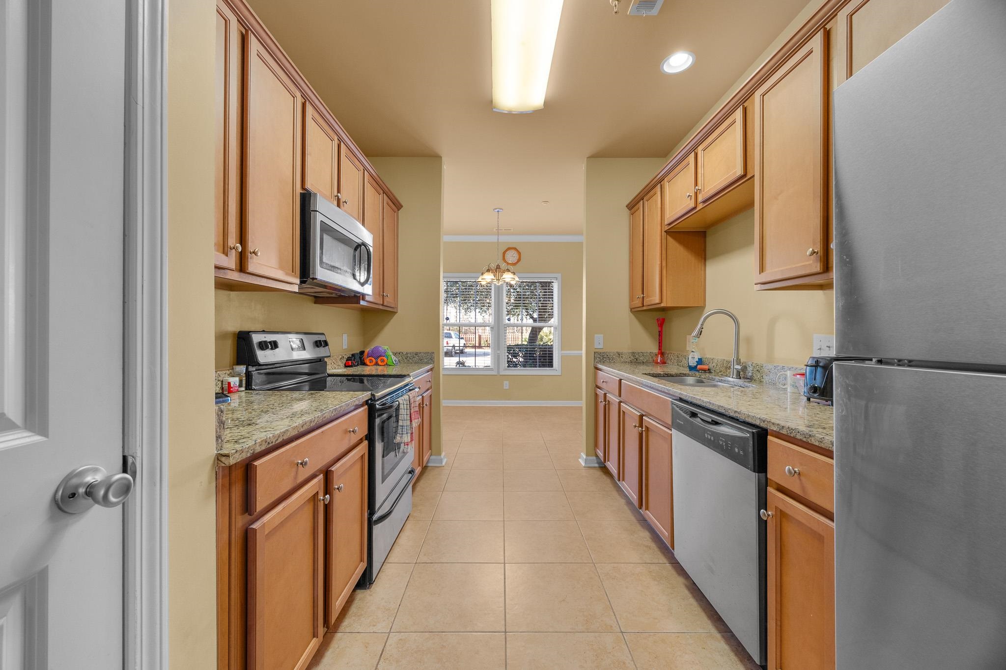 1719 Low Country Place, Unit B Myrtle Beach, SC 29577 - Photo 7 of 36