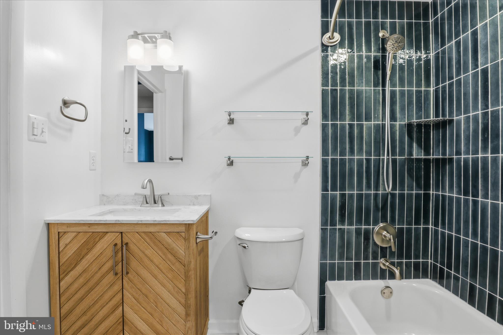 1660 Harvest Green Court Reston, VA 20194 - Photo 14 of 36