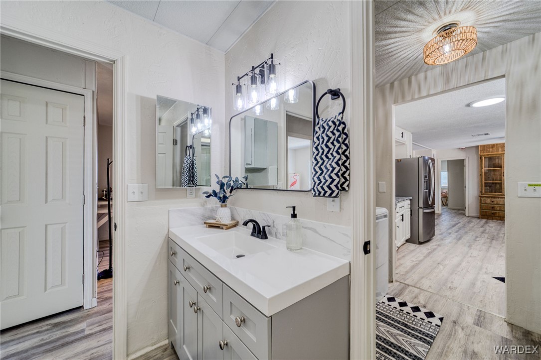 5666 Pasadena Road Fort Mohave, AZ 86426 - Photo 29 of 71 Bathroom