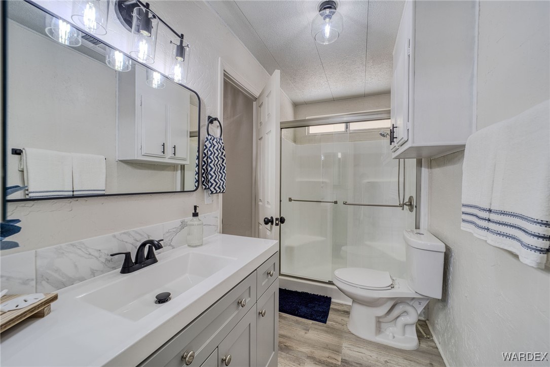 5666 Pasadena Road Fort Mohave, AZ 86426 - Photo 30 of 71 Bathroom