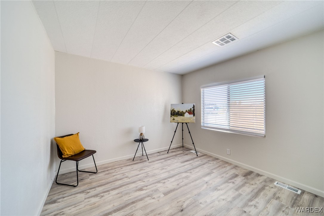 5666 Pasadena Road Fort Mohave, AZ 86426 - Photo 39 of 71 Sitting Room